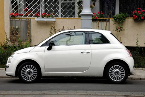 fiat 500 weißer Fiat 500 – Beispiel für Gebrauchtwagenankauf Senden